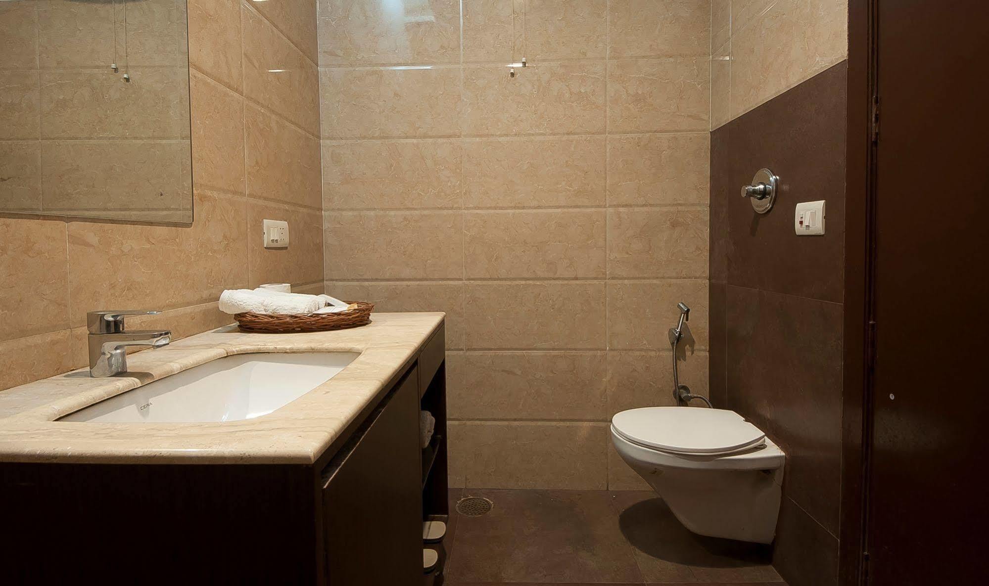 Fabhotel Basera Amritsar Eksteriør bilde